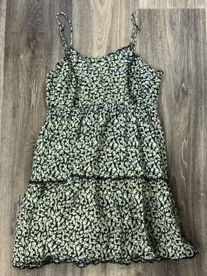 Urban Outfitters Hanna Scalloped Floral Dress Women’s XS thumbnail 2