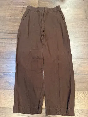 Loft Women’s Brown Relaxed-Leg Pants in 00 Petite - C31-049 thumbnail 1