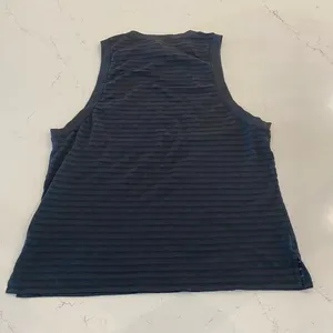 Lululemon‎ Black Tank Top Workout Shirt Size 6 thumbnail 2