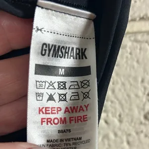 Gymshark Black Sports Bra size M thumbnail 3