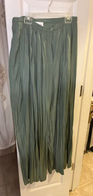 Green Pants Size L thumbnail 1