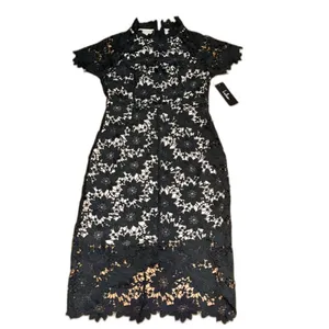 NWT Lulus Women’s Bold Love Black and Nude Lace Bodycon Midi Dress Size Small thumbnail 4