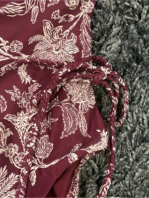 🌺Nwt Shade & Shore Burgundy Paisley Swimsuit Size Small🌺 thumbnail 3