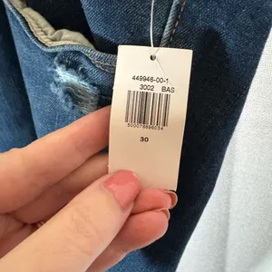 Old Navy Women’s Jeans Distressed Power Slim Straight Mid Rise Plus‎ 30 NWT 649 thumbnail 3