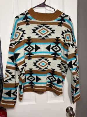 Savanna Jane Aztec/ Southwestern Sweater Size Small. thumbnail 3