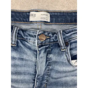 Buckle bke parker cropped flare universal fit high rise 30x27 Raw‎ Hem thumbnail 3