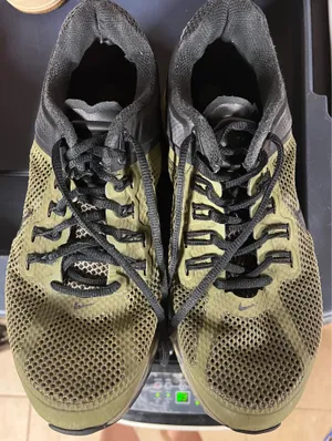 Nike Air Max Sneakers thumbnail 2