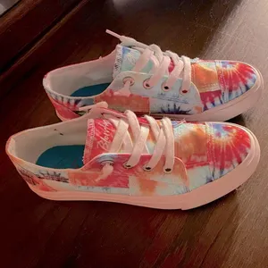 ☮️ Blowfish Malibu Canvas Fruit Sneaker ☮️- 8 thumbnail 5