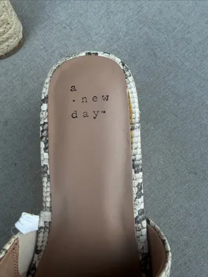 Target A New Day Woven Espadrille Wedge Slide Snake Print White size 6 NEW thumbnail 4