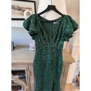 Faeriesty Green Sequin Mermaid‎ Dress with Side Slit Size XSmall thumbnail 2
