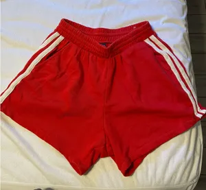 Old navy sweat shorts thumbnail 1