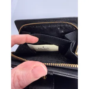 Kate Spade Quiet‎ Luxury Black Saffiano Leather Compact Wallet thumbnail 5