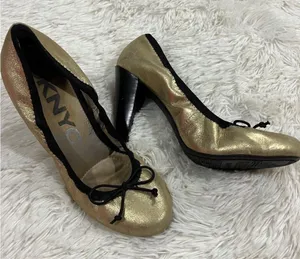 Dkny gold pavlova metallic heels 8‎ thumbnail 1