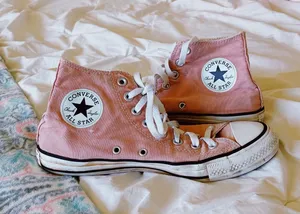 Converse thumbnail 1