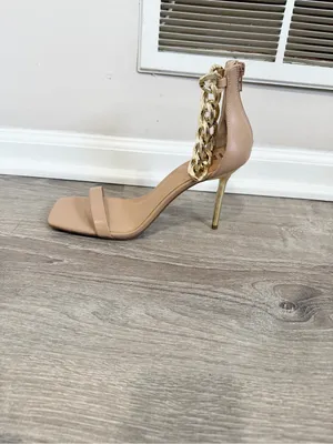 NWOT Nude Gold Chain Quiet Luxury Heels Minimalist Stiletto Sandals Size 10 thumbnail 6