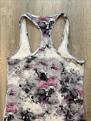 Lululemon 6 Cool Racerback Workout‎ Yoga Lounge Women’s Floral Athletic Tank Top thumbnail 5