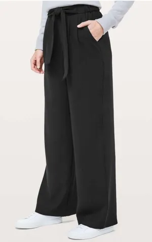 Lululemon Noir Pant *Woven Black 8 thumbnail 1