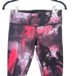 ALO‎ YOGA Airbrushed Leggings Ruby Red Smoke Medium thumbnail 4