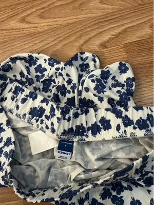 Old Navy Blue Floral Flowly Sleep Shorts Size Large thumbnail 3