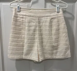 Commence Women’s Trouser Shorts Size Medium Cream Elastic Waist Pull On Stretch thumbnail 1
