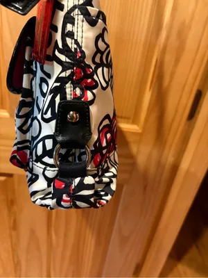 Coach Poppy Graffiti Floral Shoulder Crossbody Bag Black White Red/Pink Vintage thumbnail 4
