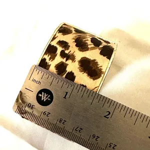 Gold tone leopard hinged bangle bracelet thumbnail 6