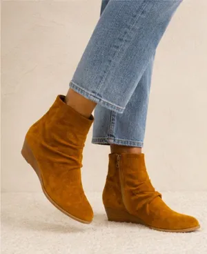 Franco Sarto Women's Suede Pleated Booties 8.5M thumbnail 1