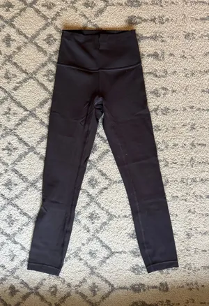 Nomad Lululemon Leggings 23” Size 2 thumbnail 1