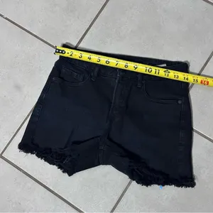 Old Navy Women Denim Black‎ Cut Off Shorts High Rise Size 0. thumbnail 5