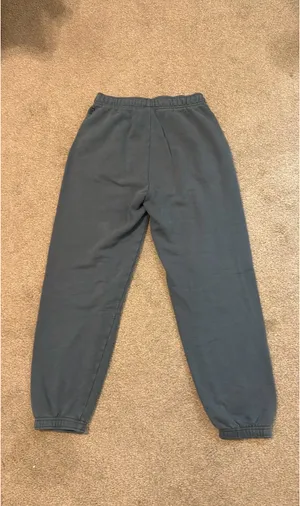 Aritzia Sweatpants TNA thumbnail 2