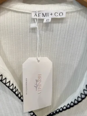 AEMI + CO Ribbed Contrast Stitch Collared Top NWT Small Y2K Coastal Chic thumbnail 4