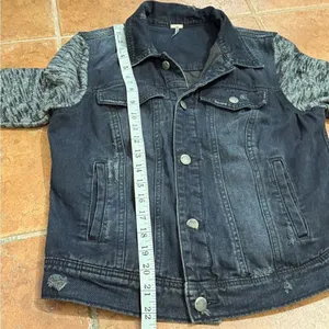 Free People Black Distressed Denim‎ Jacket with Knit Sleeves size M thumbnail 10