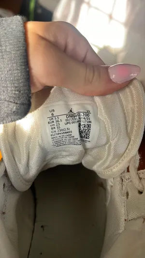 Nike Jordan 1 thumbnail 12