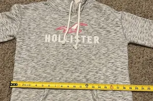 Thick Hollister hoodie for women, size medium thumbnail 8
