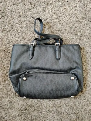 Michael Kors Tote Bag thumbnail 2