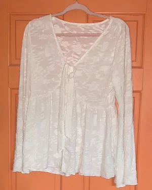 White Lace Longsleeve Top With Bell Sleeves 70s thumbnail 1