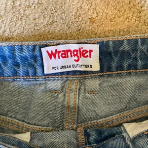 Wrangler x Urban Outfitters Drew high waist straight leg jeans thumbnail 3