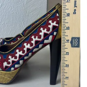 Donald J Pliner Couture Embroidered Peep Toe Platform Pumps Gold Red‎ Blue 6.5M thumbnail 11
