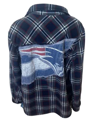 Patriots Plaid Flannel Shirt MEDIUM New England Fleece Shacket Football Tailgate thumbnail 2