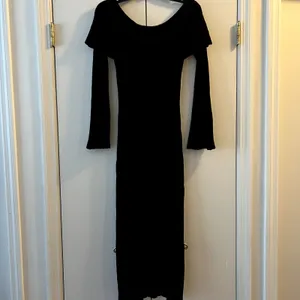 Meshki Stefania Off Shoulder Knit Midi Long Sleeve Dress Black size M New thumbnail 6