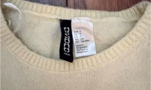 H&M Short Sleeve Knit Sweater Top Divided Butter Yellow Size Small thumbnail 2