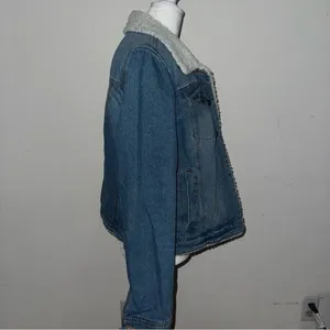 Jou Jou Blue Denim Jacket with White Sherpa Collar thumbnail 3