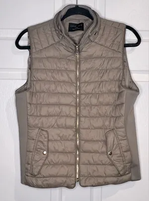 Love Tree Women’s Puffer vest - Tan - Size Large thumbnail 1