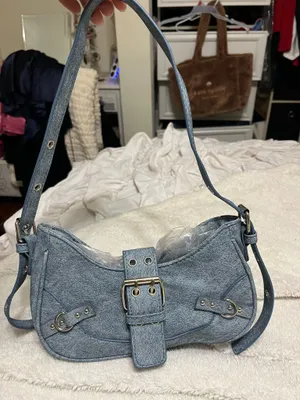 Purse thumbnail 2