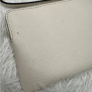 COACH White Zip Wristlet thumbnail 3