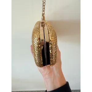 Lulus Clutch Bag Women's Gold Detachable Crossbody Chain Strap Clasp Closure thumbnail 4
