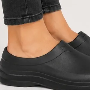 TredSafe Adult Unisex Clogs Sz Womens 5 / Mens 7 Black Caspian Resistant Slip-On thumbnail 11