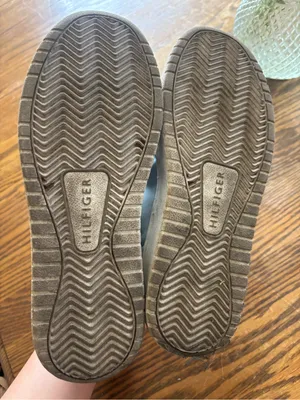 Tommy Hilfiger Light Blue & White Low-Top Sneakers thumbnail 4