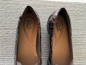 Clarks Collection Dark Brown Burgundy Crocodile Loafers Size 8.5 thumbnail 6