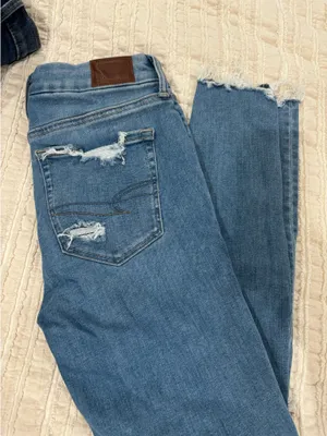 American Eagle Jeans thumbnail 1